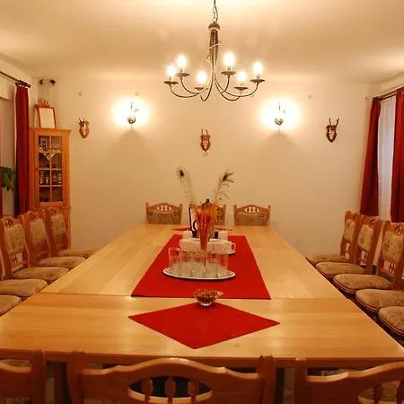 Vaskapu Panzio 3*