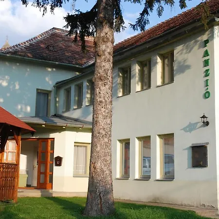 Vaskapu Panzio 3* Vasvar